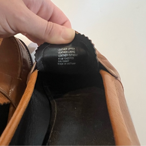 Tory Burch
Classic leather loafers - Picture 8 of 9